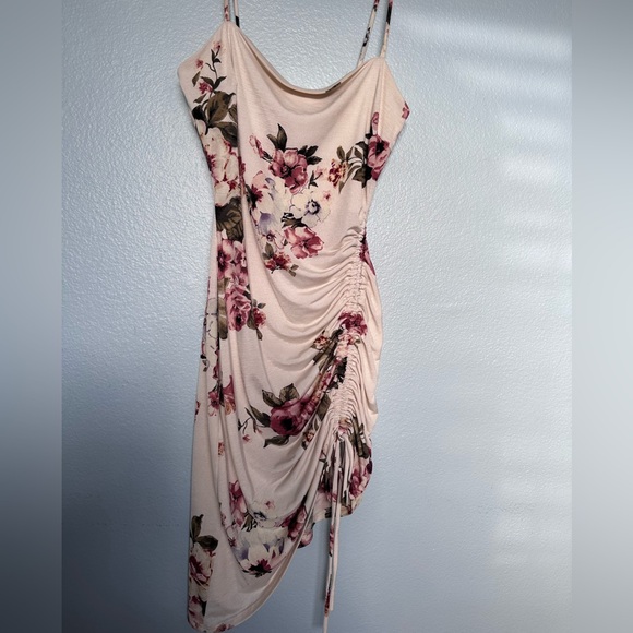 Mini dress flower print in a size S - Picture 6 of 7